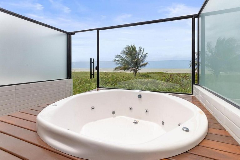 Vista mar jacuzzi em manutenção