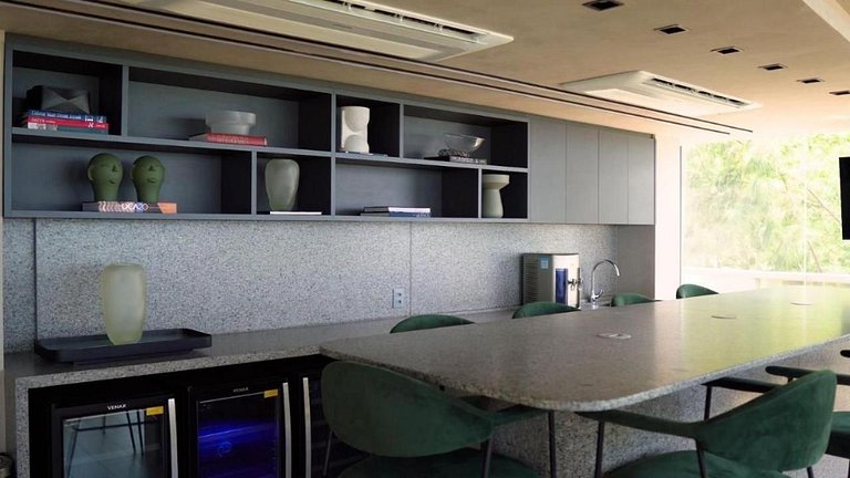 Setai Yacht Vista Mar by Azzure Homes