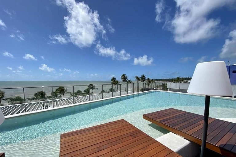 Setai Yacht Vista Mar by Azzure Homes