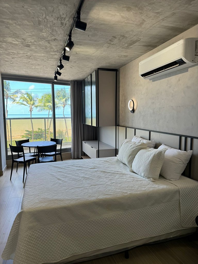 Setai Yacht Vista Mar by Azzure Homes