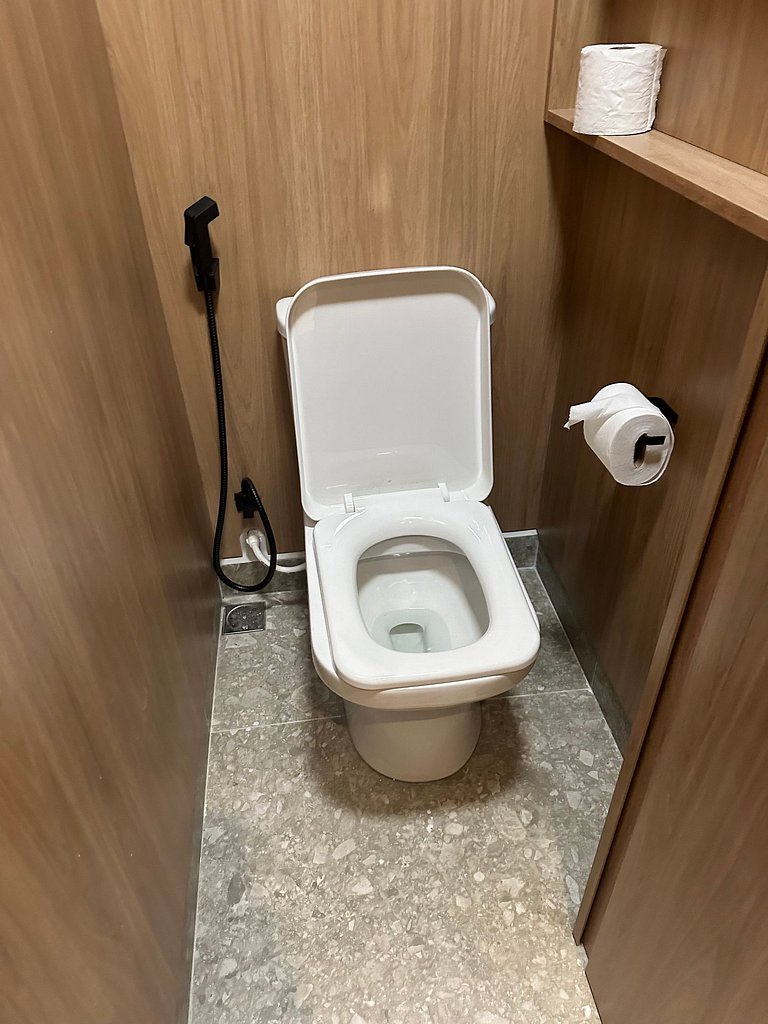 Setai Yacht by Azzure Homes